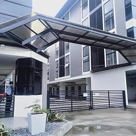 Aizen Flats Walkingup Condo