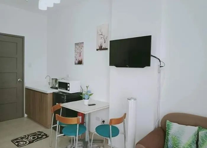 Aizen Flats Walkingup Apartment *